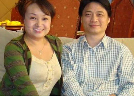 崔永元的老婆是谁，为什么很少有她的消息？