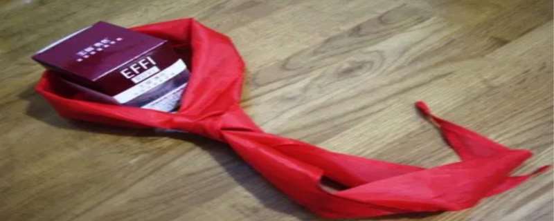 红领巾是什么形，红领巾是哪个国家发明的