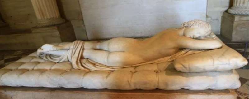 维纳斯雕像为什么断臂  维纳斯雕像的作者是谁