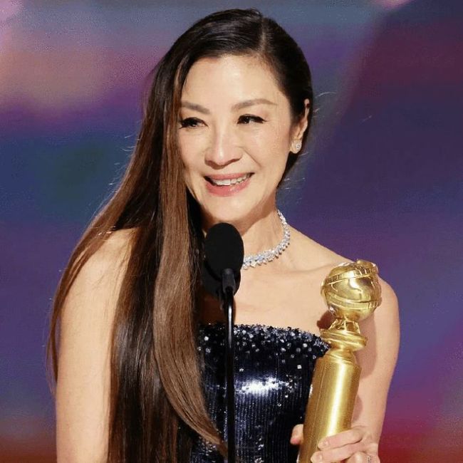 60岁杨紫琼获金球奖最佳女主:这像是一个梦成真了