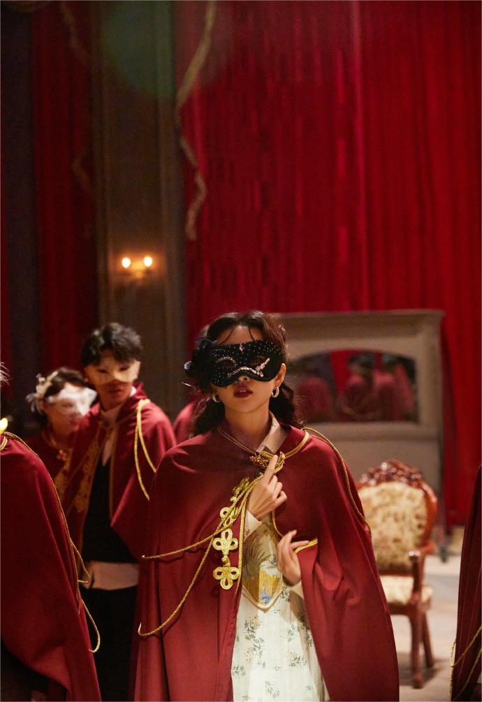 《大侦探8》张若昀杨蓉开启密室模式 魏晨证据念出rap既视感 