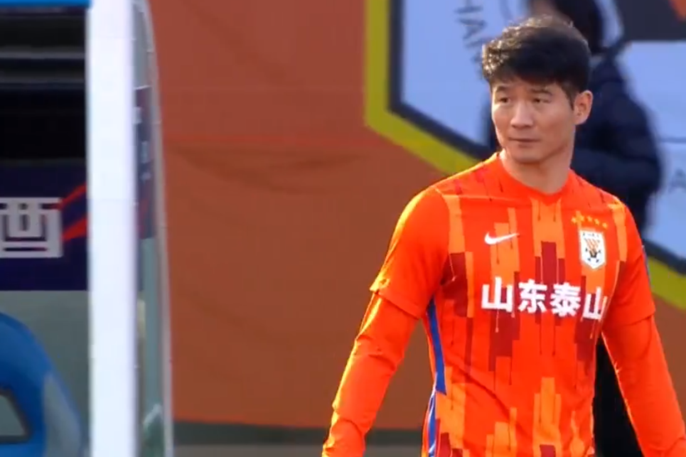 2-0！泰山击败申花三队 挺进足协杯决赛 争冠路上遇重大损失