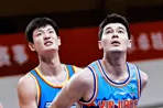 阿不都沙拉木投篮11中5 得到15分9篮板1助攻1抢断
