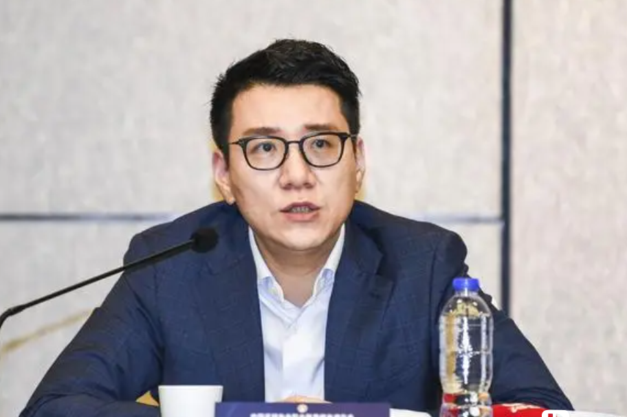 还有大鱼！媒体人：李铁至今都开口 刘奕陈永亮都不是他供出的