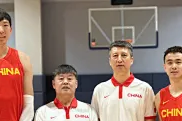 赵继伟晒和周琦郭士强合照：就在一瞬间  一晃十几年