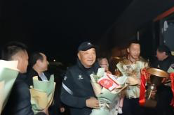 记者：海牛选择请外教 宿茂臻出任中方教练组长