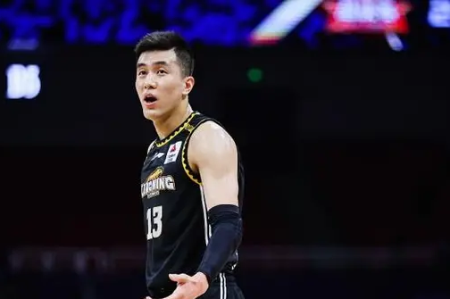 CBA最新消息：郭艾伦无缘MVP 张镇麟惊艳首秀 李春江愤怒爆粗