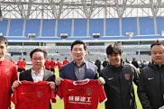 体坛：成都蓉城在韩国预计拉练21天 踢不少于5场热身赛