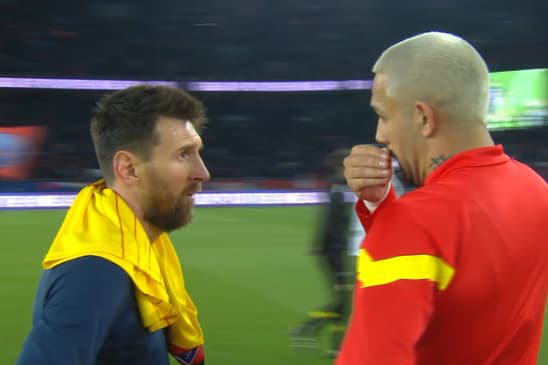 朗斯后卫梅迪纳：我告诉梅西 感谢他为阿根廷赢得世界杯