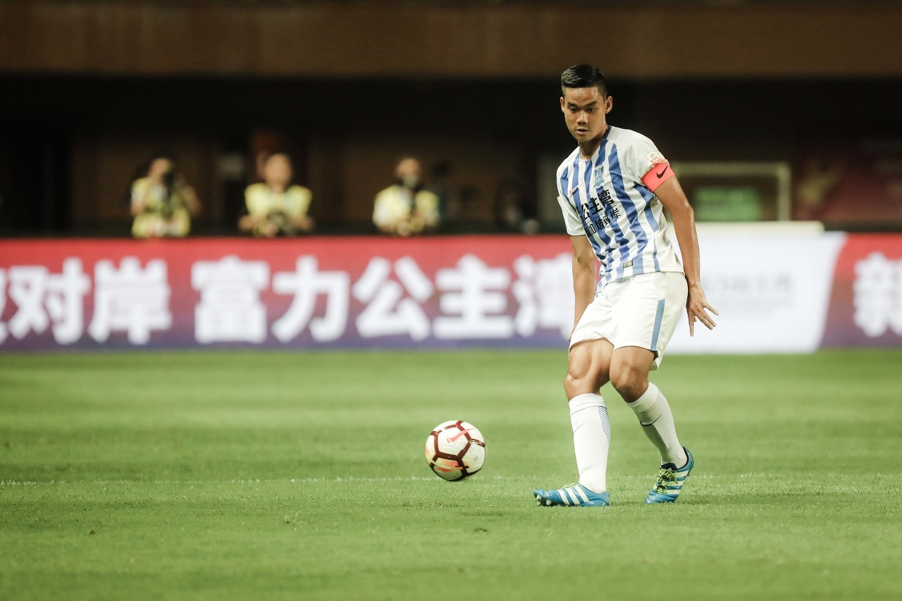 青岛媒体：32岁的前广州城中卫弋滕时隔9年将重返青岛海牛