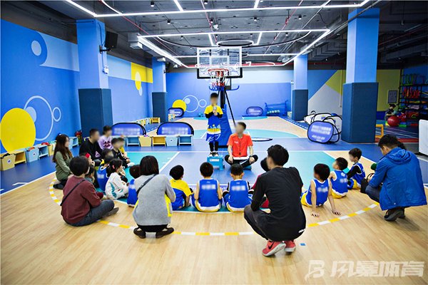 儿童篮球培训班