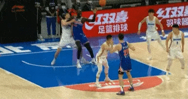 快船在对手球员砍下50+时下赢球 2017年12月以来首次！