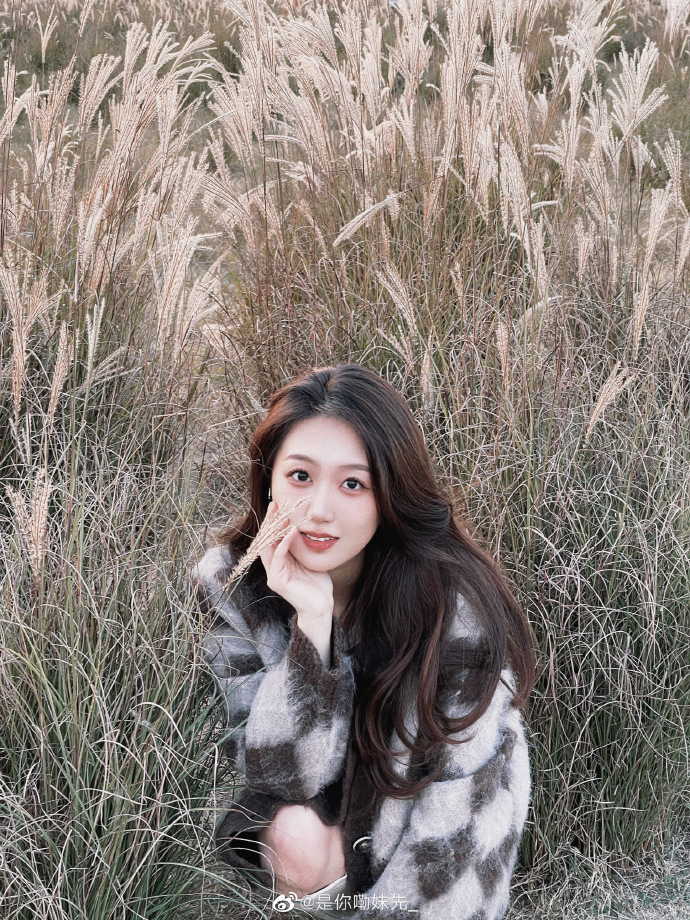 出色！恩比德单挑戈贝尔24秒压哨3分 华子对抗恩比德高难压哨回应
