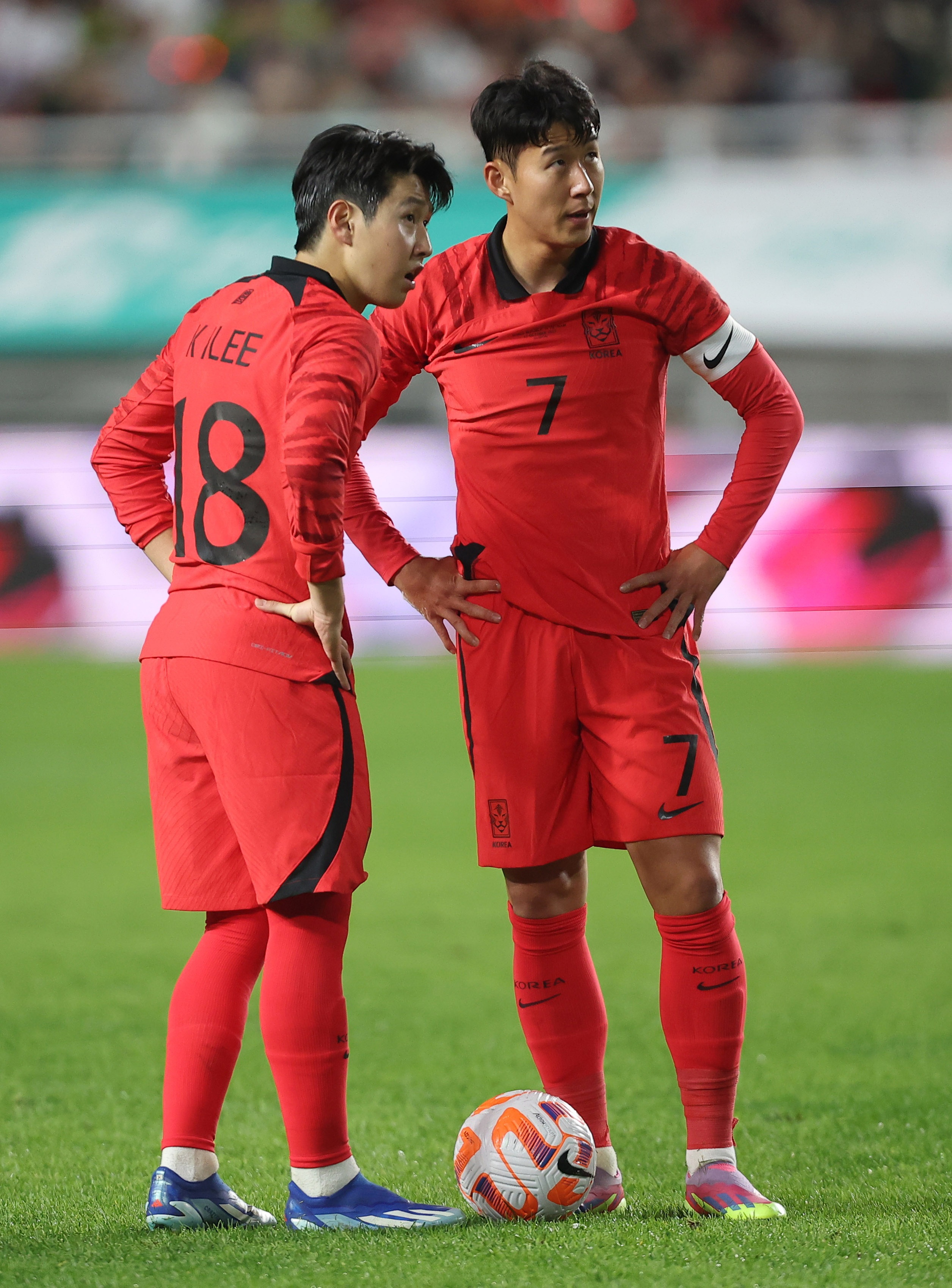 球迷向韩国体育振兴院申诉，球迷求要求将李刚仁从韩国国家队永久除名