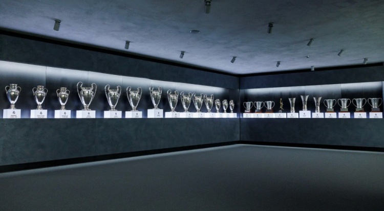皇马庆祝俱乐部成立122周年，皇马获评25次欧洲冠军获评20世纪最佳球队