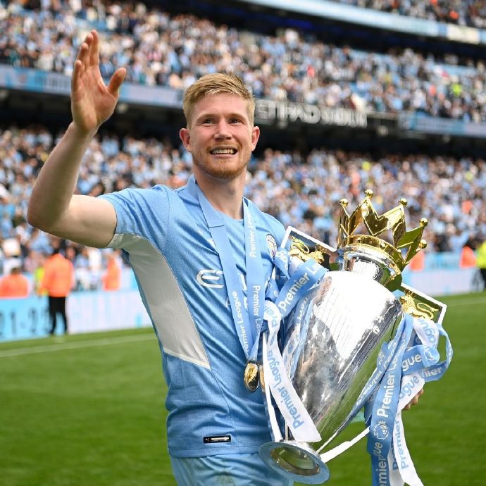 【冷知识】丁丁连续三年入选FIFA最佳阵，但没获得过英超月度最佳