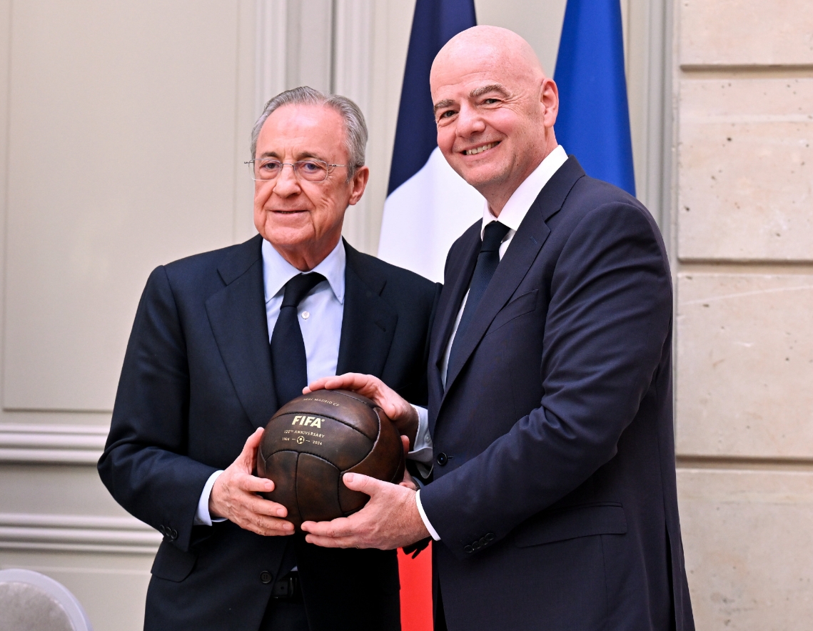 弗洛伦蒂诺出席FIFA成立120周年典礼，皇马是唯一参与创立俱乐部