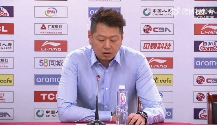 莫科：没想到会和浙江打得胶着 他们势头正好&恭喜对手12连胜