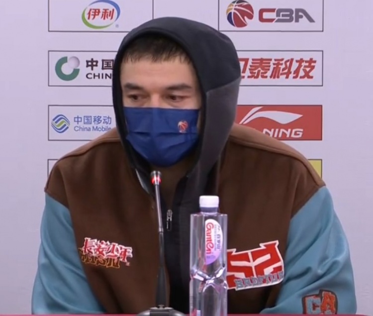 西热：一直提倡分享球 得分是一个人开心 助攻是两个人开心
