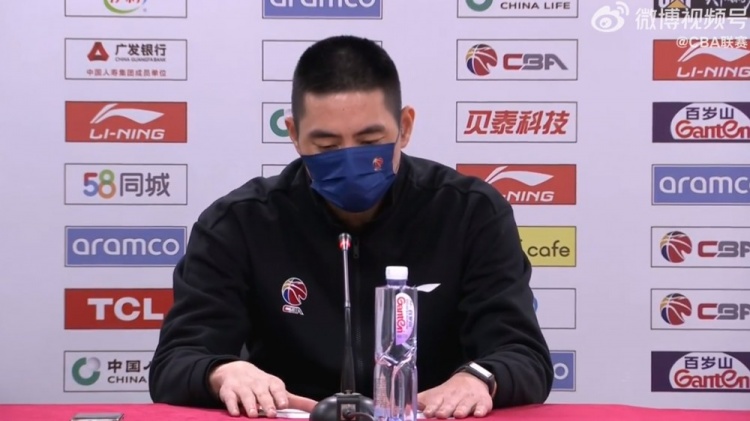 朱世龙：末节我们在细节和处理球上有问题 前三节队员们打得努力