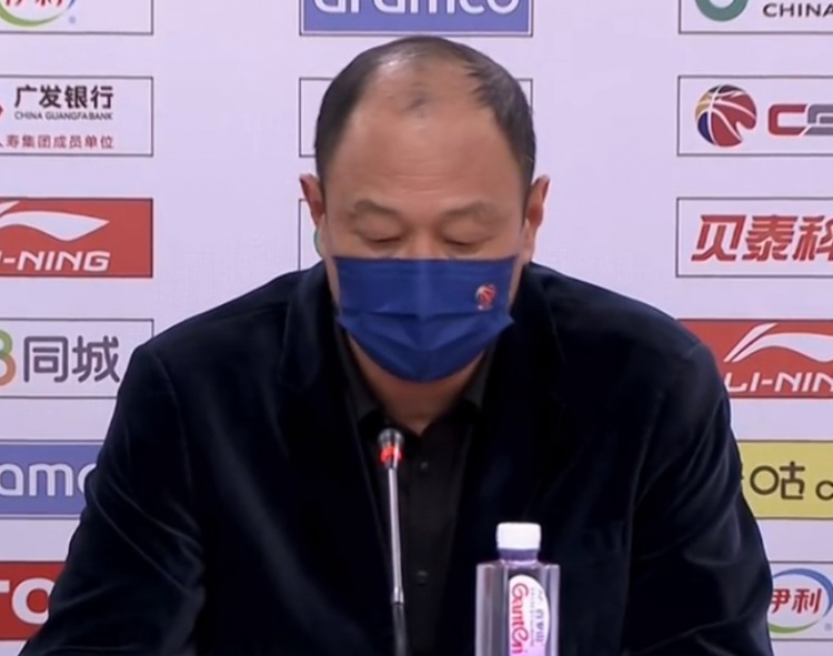 崔万军：我们准备得比较充分 有点可惜在快完赛时出现了两次失误
