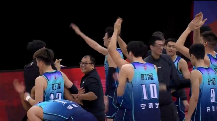 好事成双！宁波爆冷击败上海取得2连胜