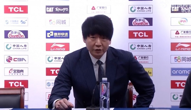 邱彪谈赢球：这是精神层面的胜利 打出了球队的精气神与凝聚力