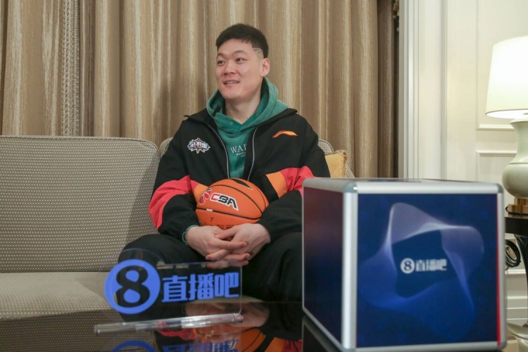直播吧在现场丨张宁：这是我第六次参加全明星 但首次参加正赛