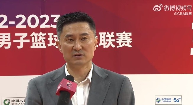 杜锋：很多年轻队员没打过主客场 第一次打有观众的比赛压力蛮大