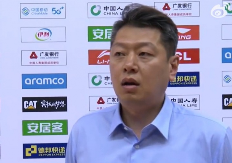 莫科：没办法评论裁判的一些判罚 只能说我们自己没发挥好