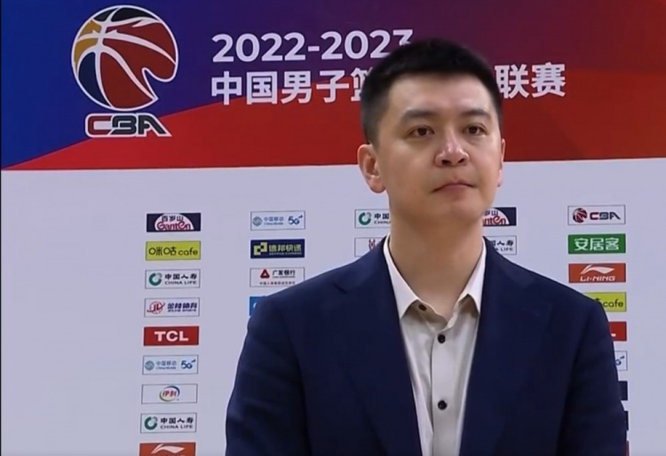 杨鸣：我们布置的所有东西都没打出来 整场比赛打得一塌糊涂