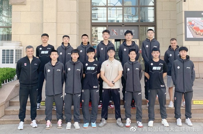 青岛U15青年队抵达塞尔维亚开始了为期四周的集训