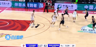 探长：广东赢得非常轻松威姆斯的隔扣能看出来他还是有油的