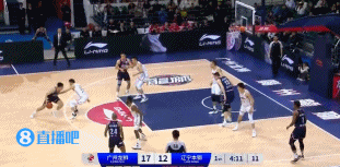 小崔可以啊！崔永熙交叉步接后撤步丝滑三分空心穿针！