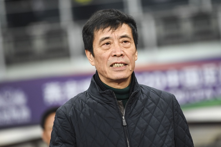 记者：陈戌源推中性名是执行足改方案，本身没错&错的是推出时间