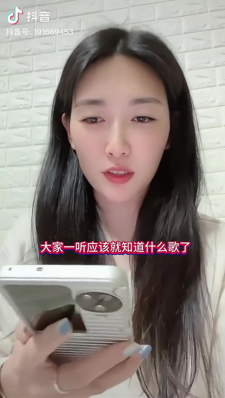 唱得如何杨莉娜翻唱热门歌曲《EverywhereWeGo》