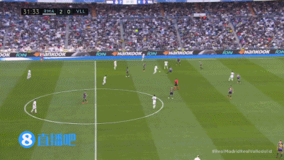 金球先生！本泽马3分钟双响！皇马3-0领先！