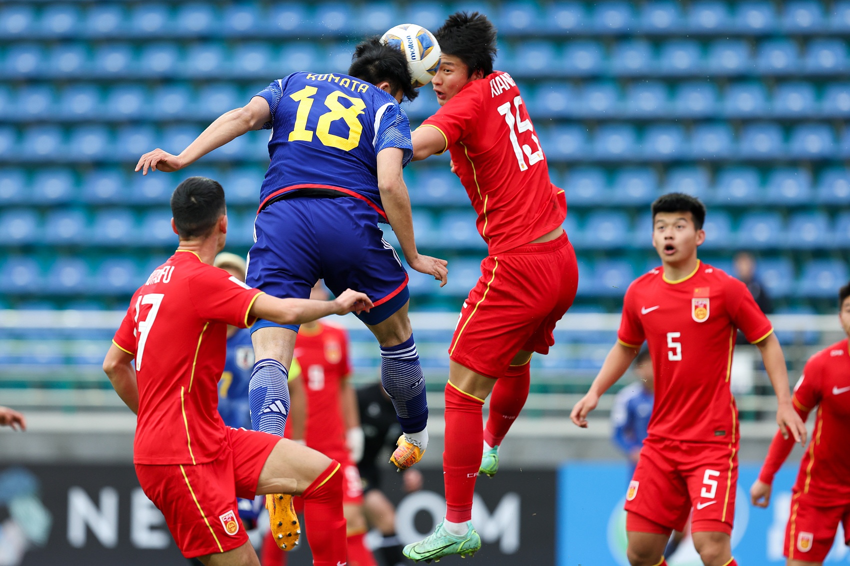 记者：U20国足精气神没毛病，但个人能力与日本队差距确实不小