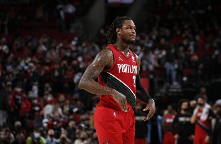 媒体人：山东男篮在接触前NBA球员本-麦克勒莫