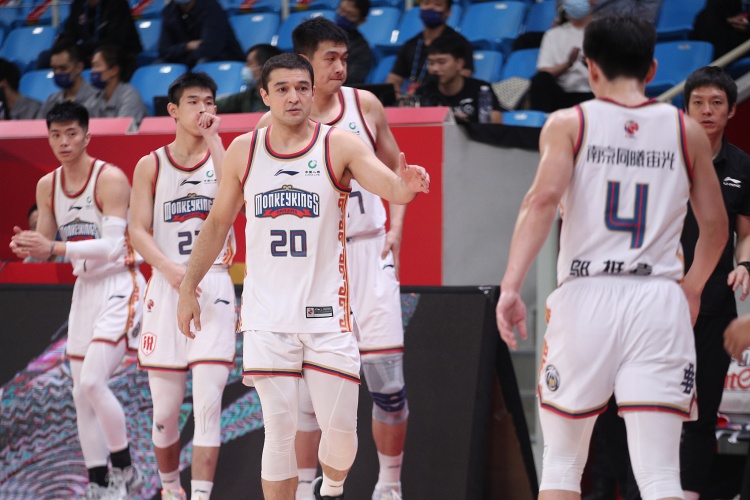 同曦取得四连胜 排名升至CBA常规赛积分榜第4位