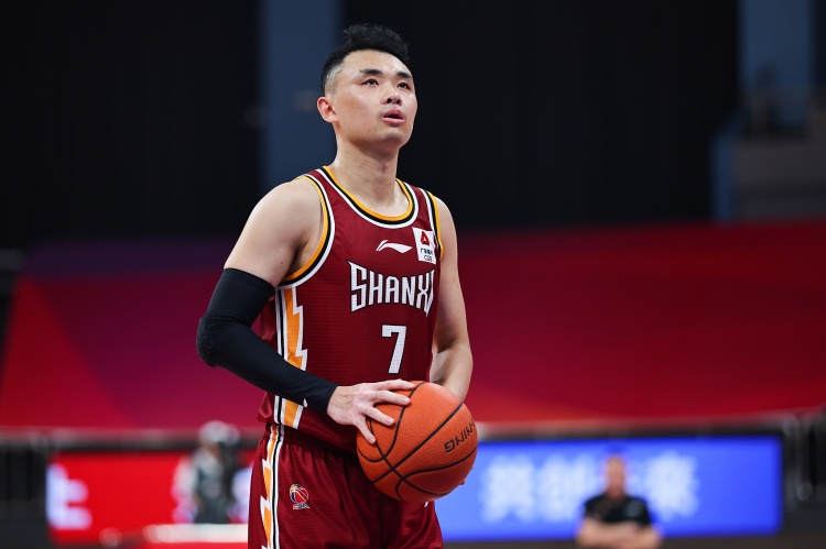 难阻失利！原帅45分钟15中7&三分9中4 拿下21分11板2断