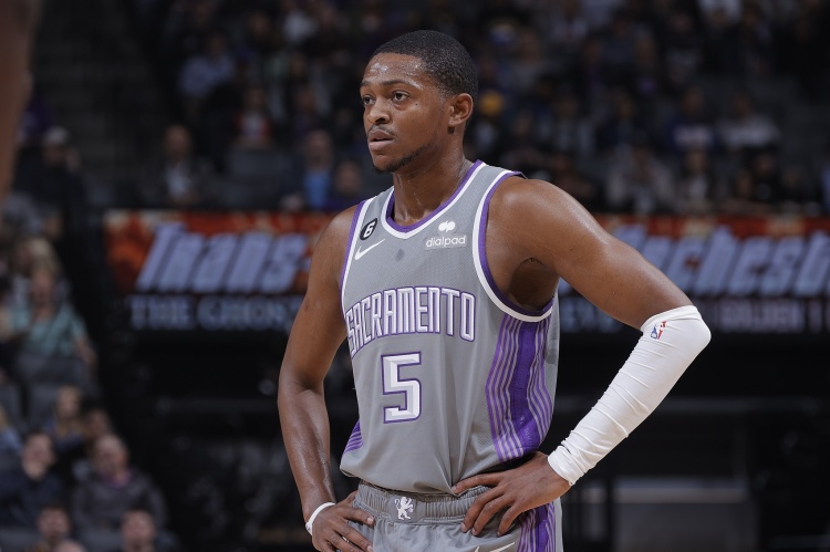 国王开季0胜4负 接下来10场取得8胜2负 NBA历史第5队
