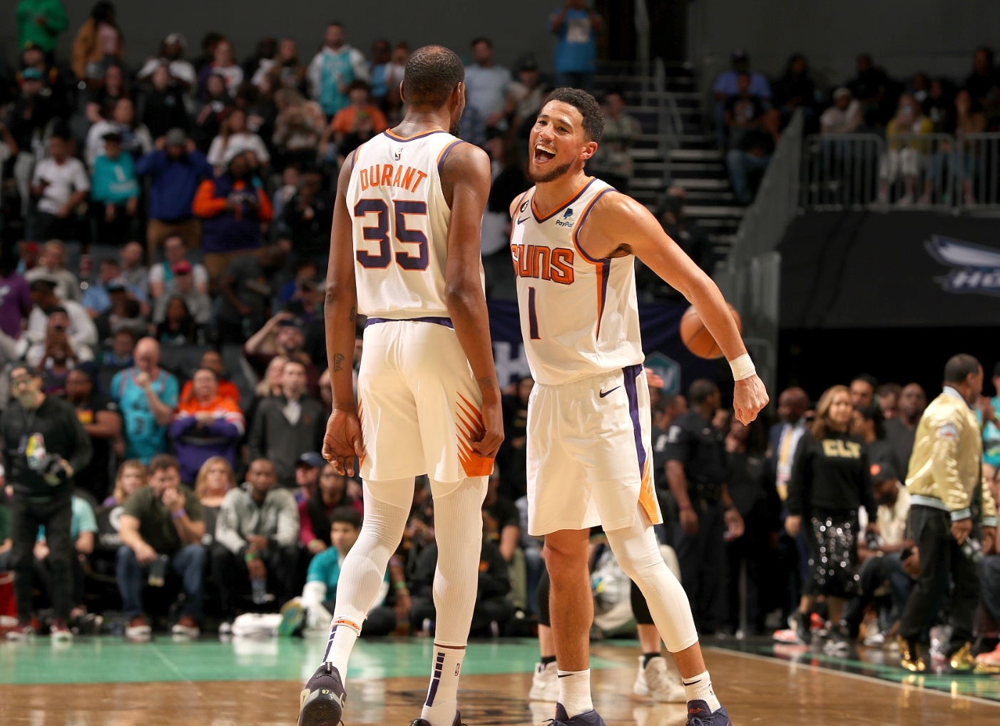 ESPN专家组预测首轮：湖熊难分伯仲 太阳全票晋级 勇士压倒性优势