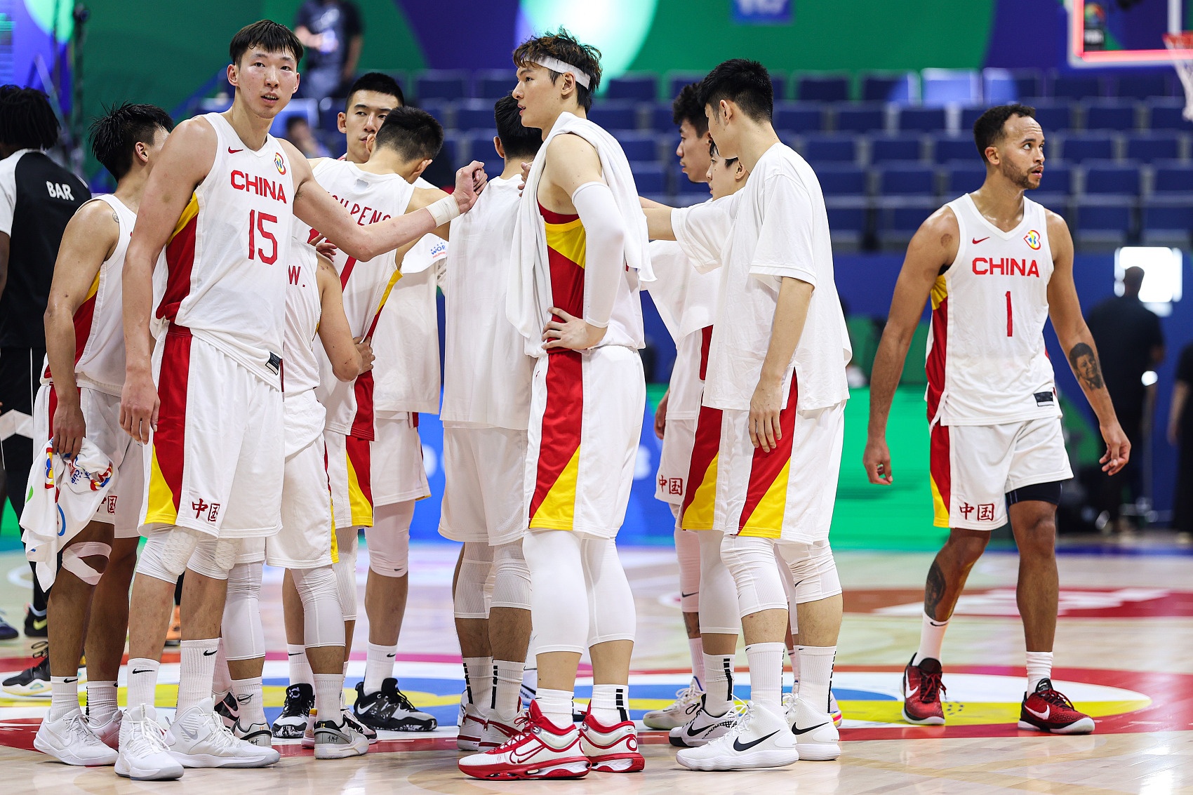中国男篮小组赛场均得分倒数第二&仅为66分罚球命中率也仅60.6%
