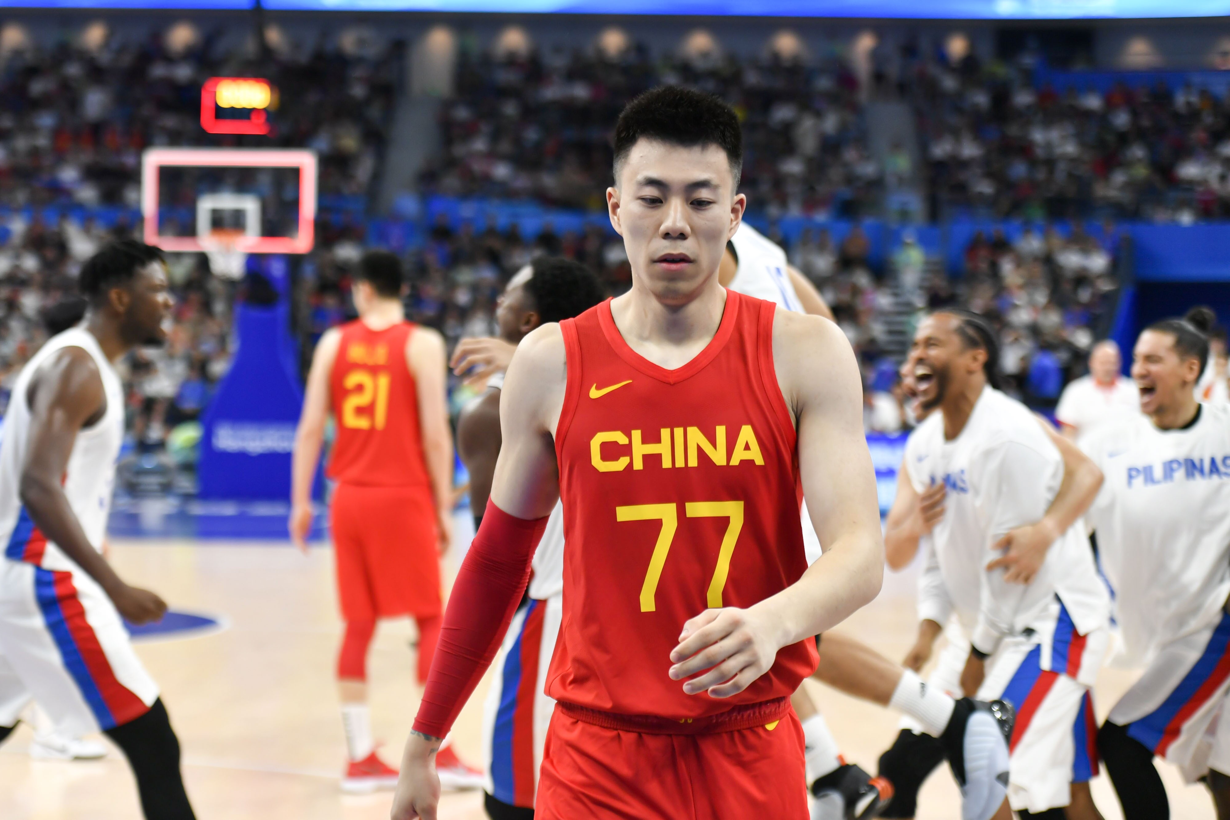 探长：中国男篮连续两次输给菲律宾不可能只是某一个人的责任