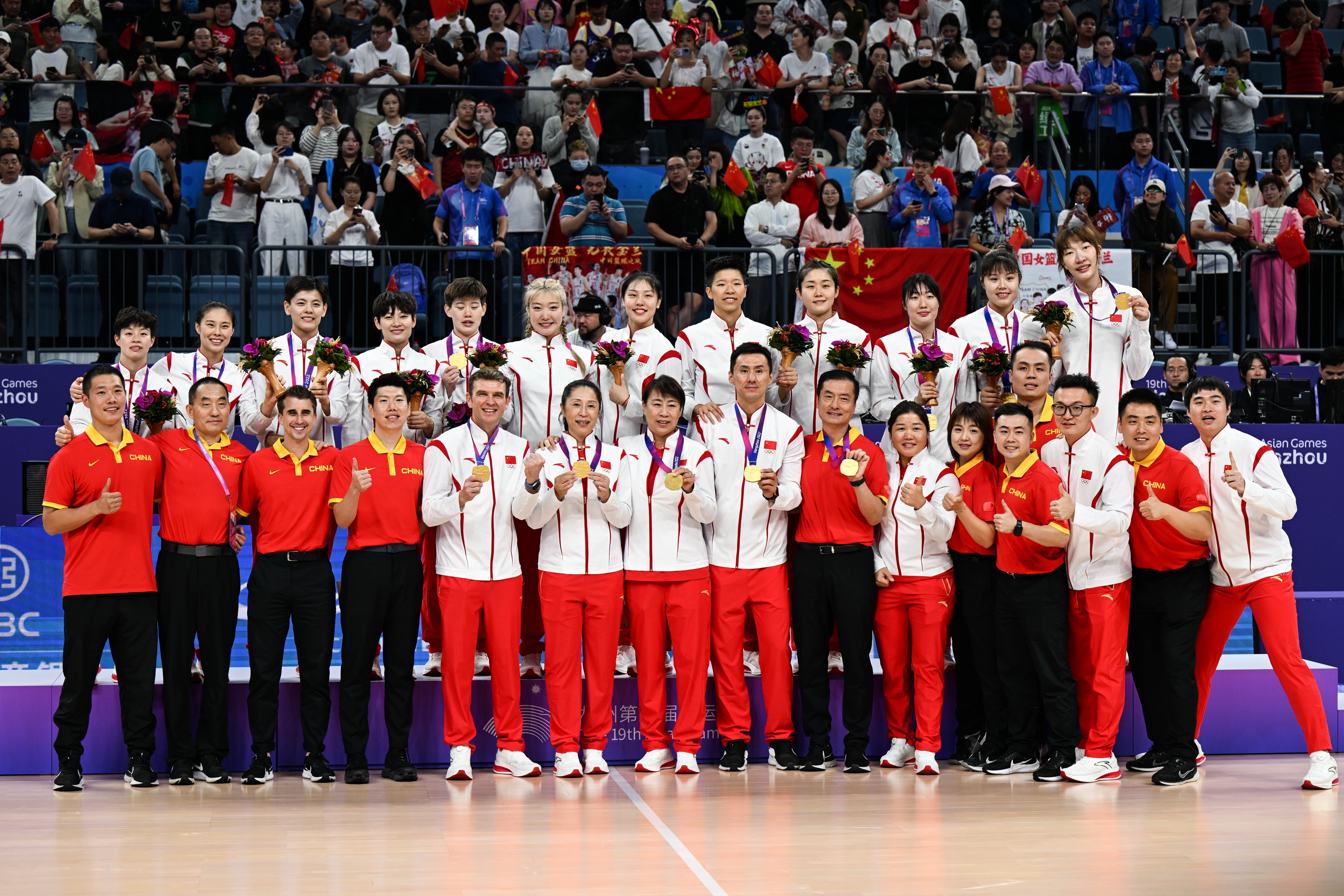 巴黎奥运资格赛：中国女篮主场作战4天3赛大年初一下午对决法国