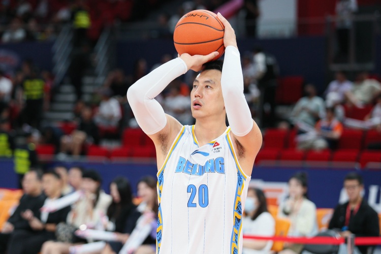 全力以赴打好季后赛北京首钢篮球俱乐部举行男篮季后赛动员会