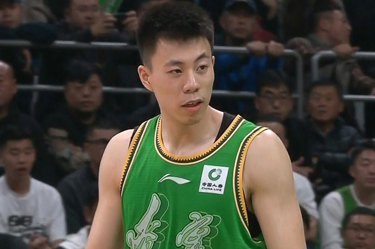 需要你得分啊！张镇麟12投4中&三分5中1得到11分1板5助1断