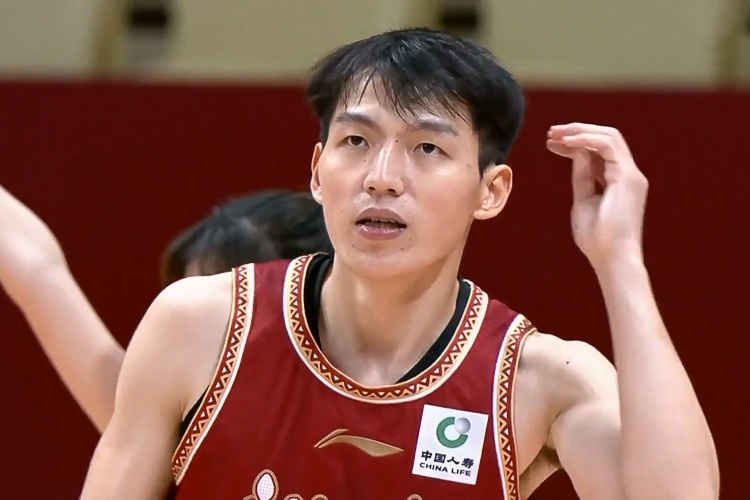 外线很准！吴前三分8中5得到16分2板3助1断