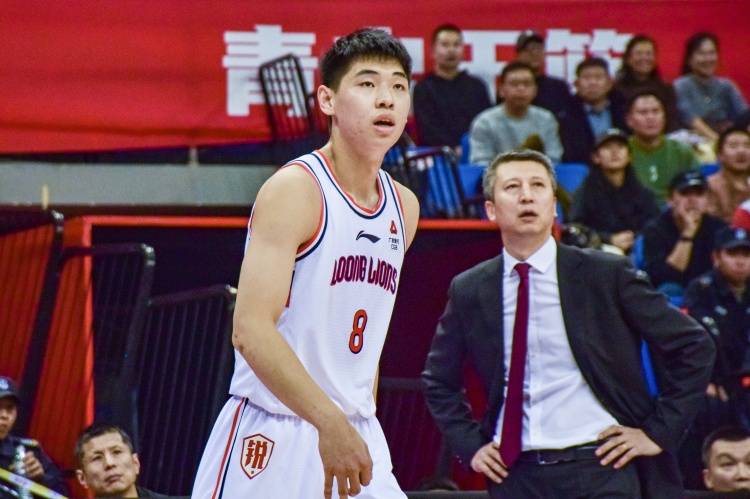 大胜新疆！广州男篮队史首次在CBA季后赛14决赛中取得胜利